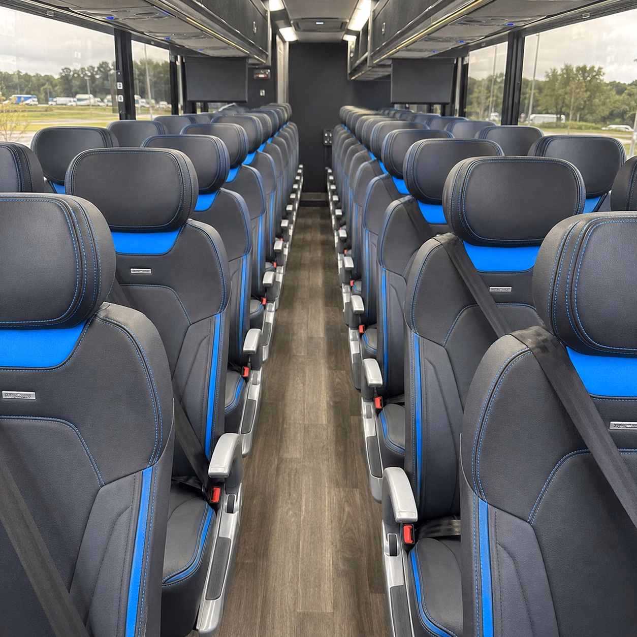 charter buses and party buses to great southern bank arena in springfield