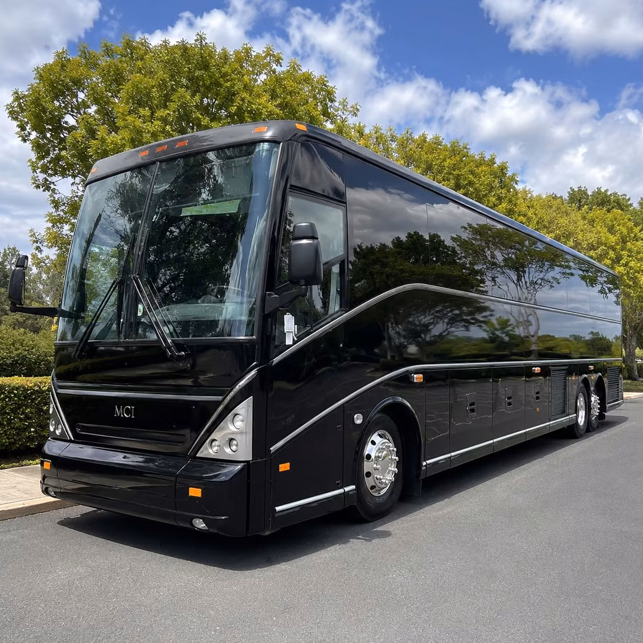 charterbusrentalspringfieldmo com puts concert bus options for ozark empire fair and outdoor festivals right at your fingertips