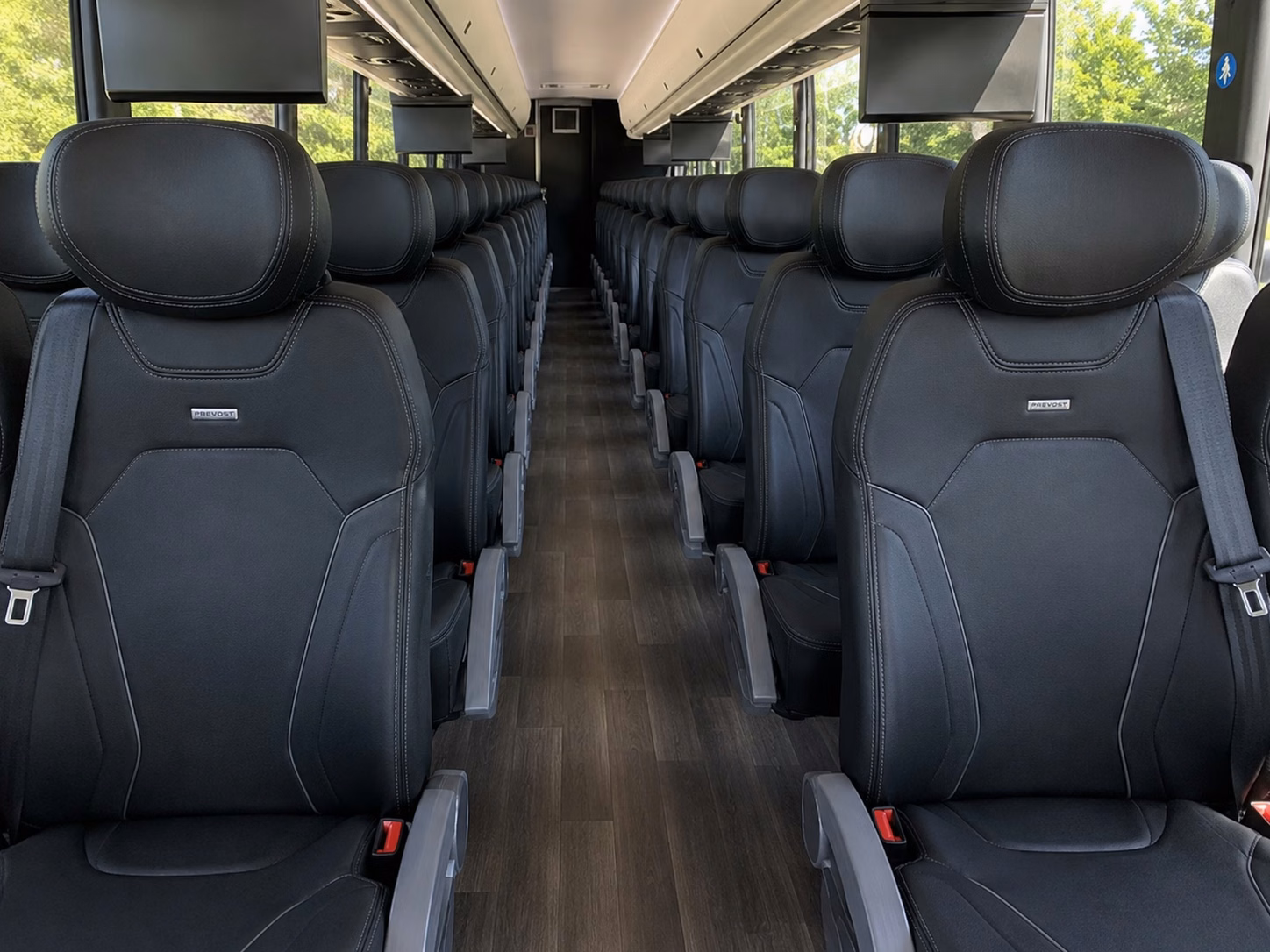 outdoor and venue wedding transportation near springfield missouri